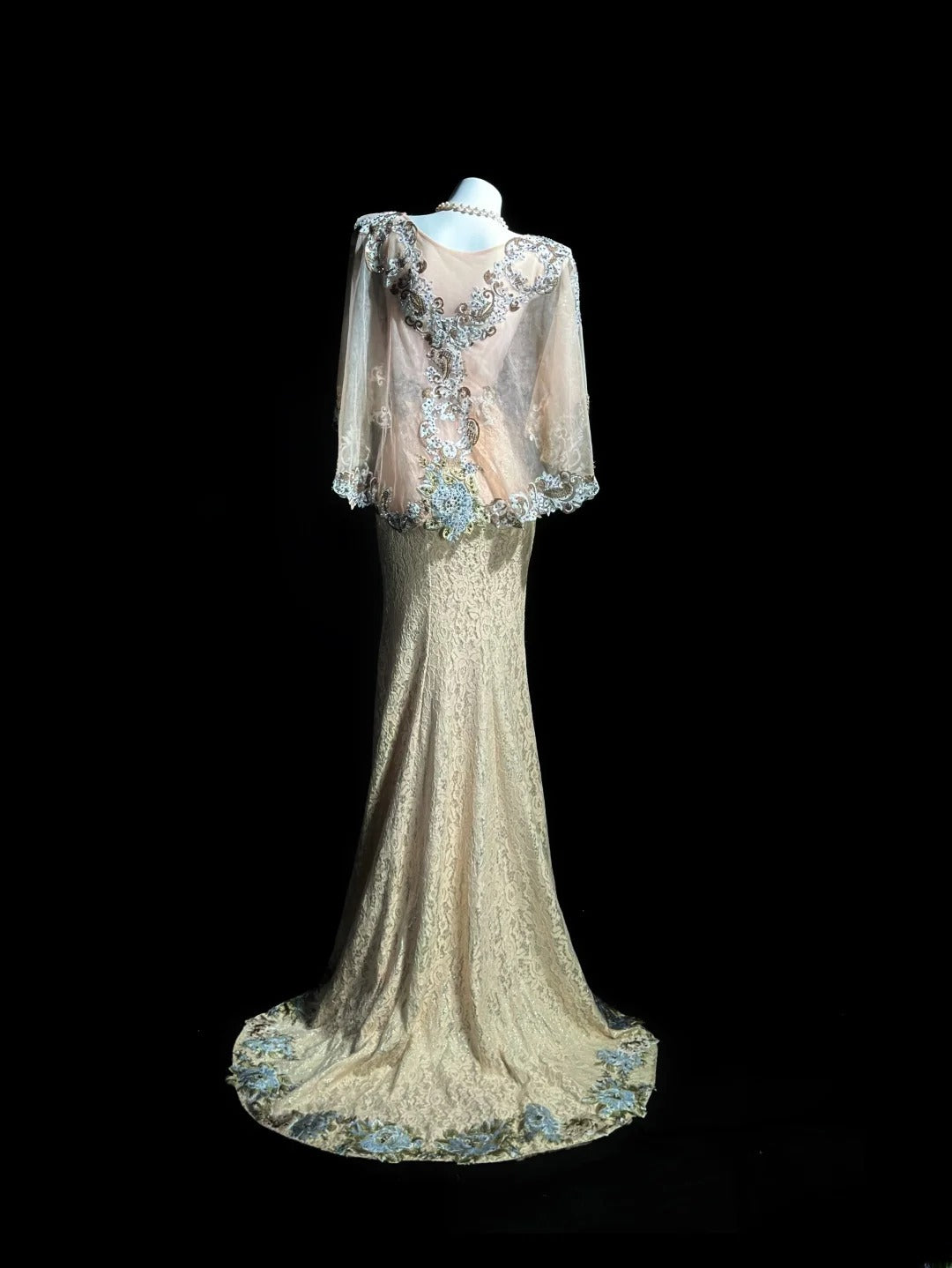 Vintage Prom Dresses Mermaid Scoop Neckline Lace With Cape Long Evening Formal Outfits RB5865