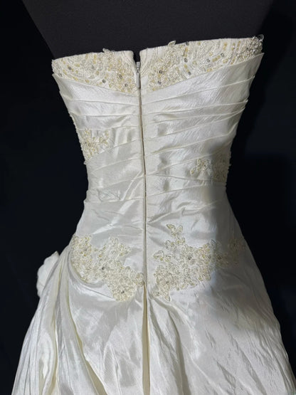 Timeless Long Wedding Gowns 70s Ideas Classy A line Halter Dresses Bohemian Style for Bride With Fitted Pleated Bridal Gown AS060