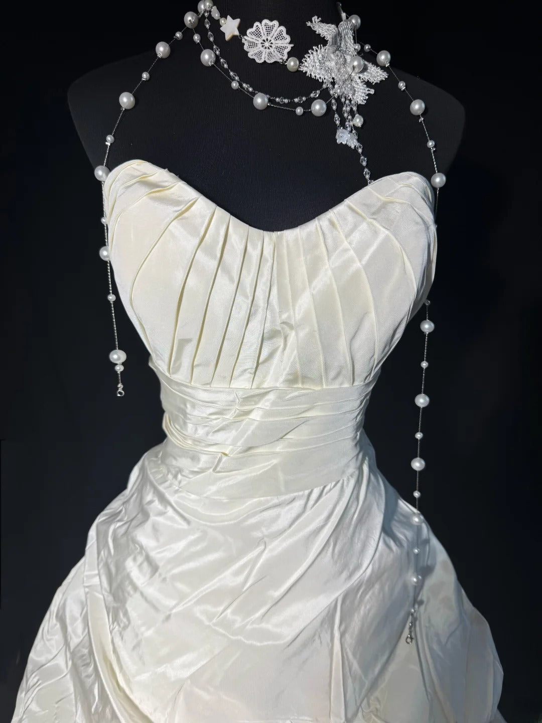 Vintage Long Wedding Gowns 1960s Dresses Princess Ball Gown Strapless Style for Bride With Pleated Ruffles Train White Bridal Dress AS061