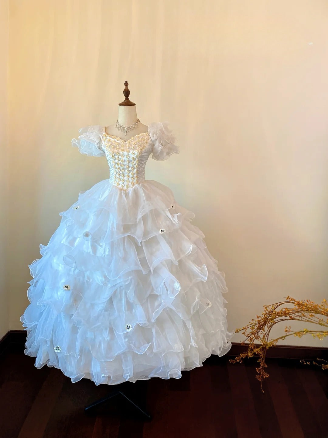 Quinceanera Dress With Sleeves Tulle Ball Gown Sweetheart Sweet 15 15th Birthday Gown RB9048