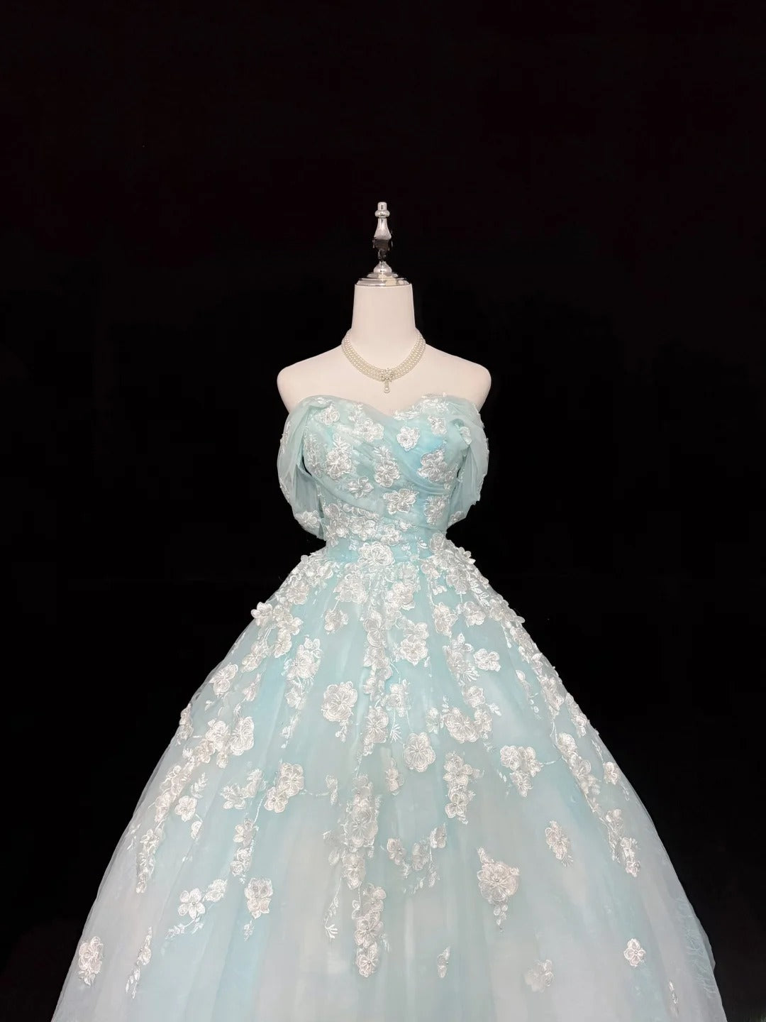 Classy Ball Gown Off The Shoulder Blue Tulle With Appliqued Quince Dress Voluminous Sweet 16 Quinceanera Dresses Vestido de RB7434