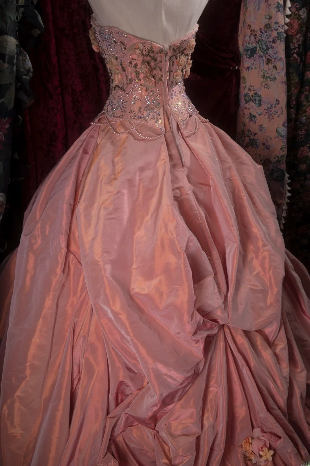 Elegant Ball Gown Spaghetti Straps Coral Pink Taffeta With Flowers Long Quince Dress Quinceanera Dresses Formal Birthday Outfits RB8085