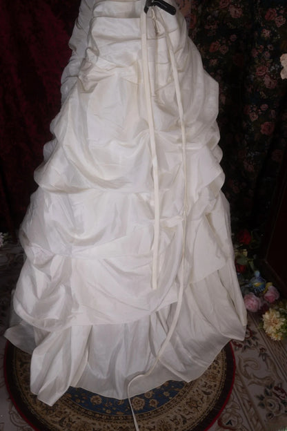 Elegant Ball Gown Strapless White Organza With Ruffled Long Prom Dresses Formal Outfit Evening Night Dress RB8089