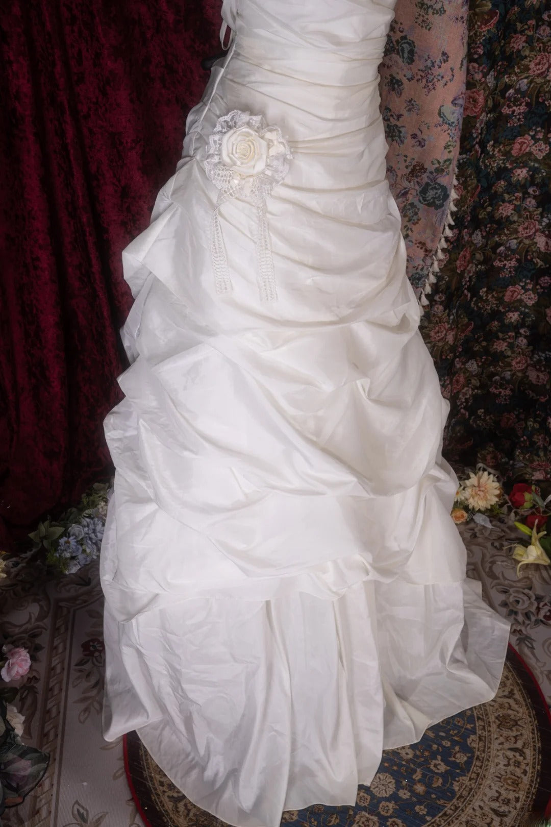 Elegant Ball Gown Strapless White Organza With Ruffled Long Prom Dresses Formal Outfit Evening Night Dress RB8089