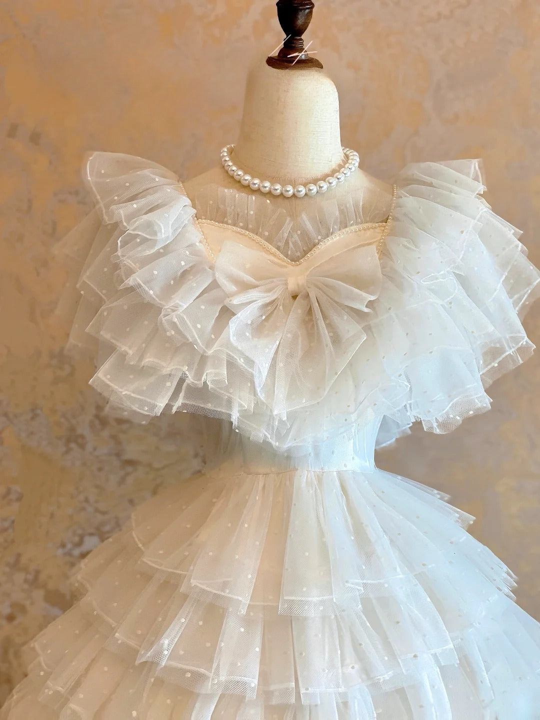 Wedding Dresses Elegant Ball Gown With Tiered White Bridal Gown Floor Length for Wedding Ceremony RB9051