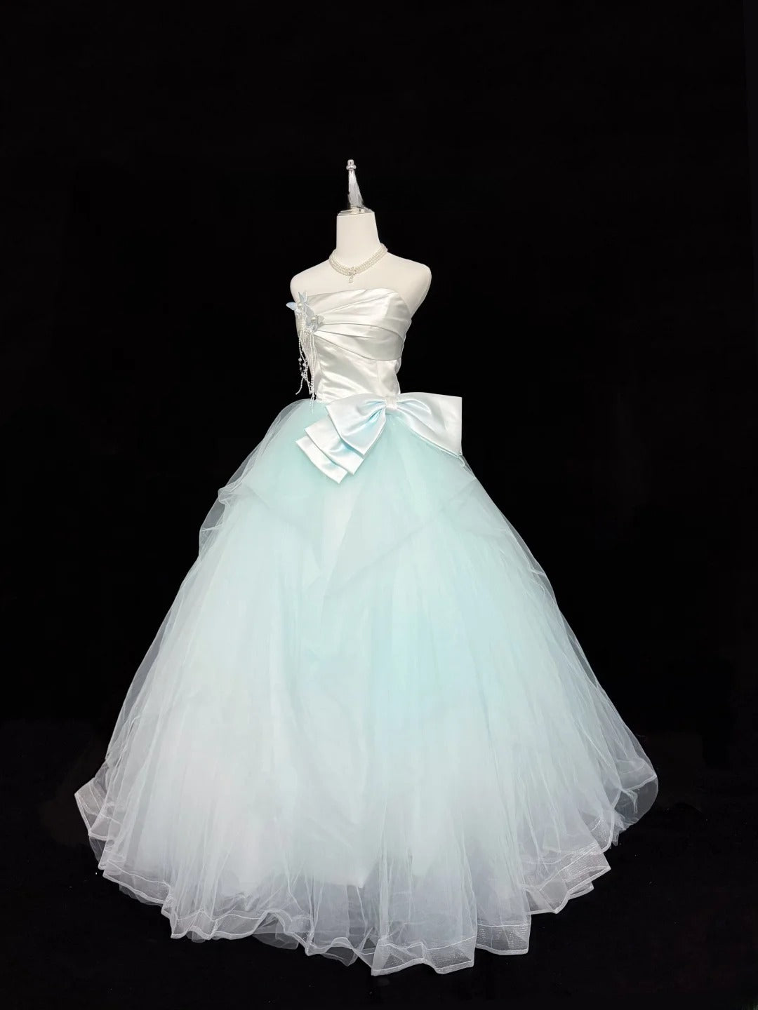 Stunning Ball Gown Strapless Blue Tulle With Bow-knot Quince Dress Voluminous Sweet 16 Sweet Sixteen Outfits Vestido de 15 RB7443