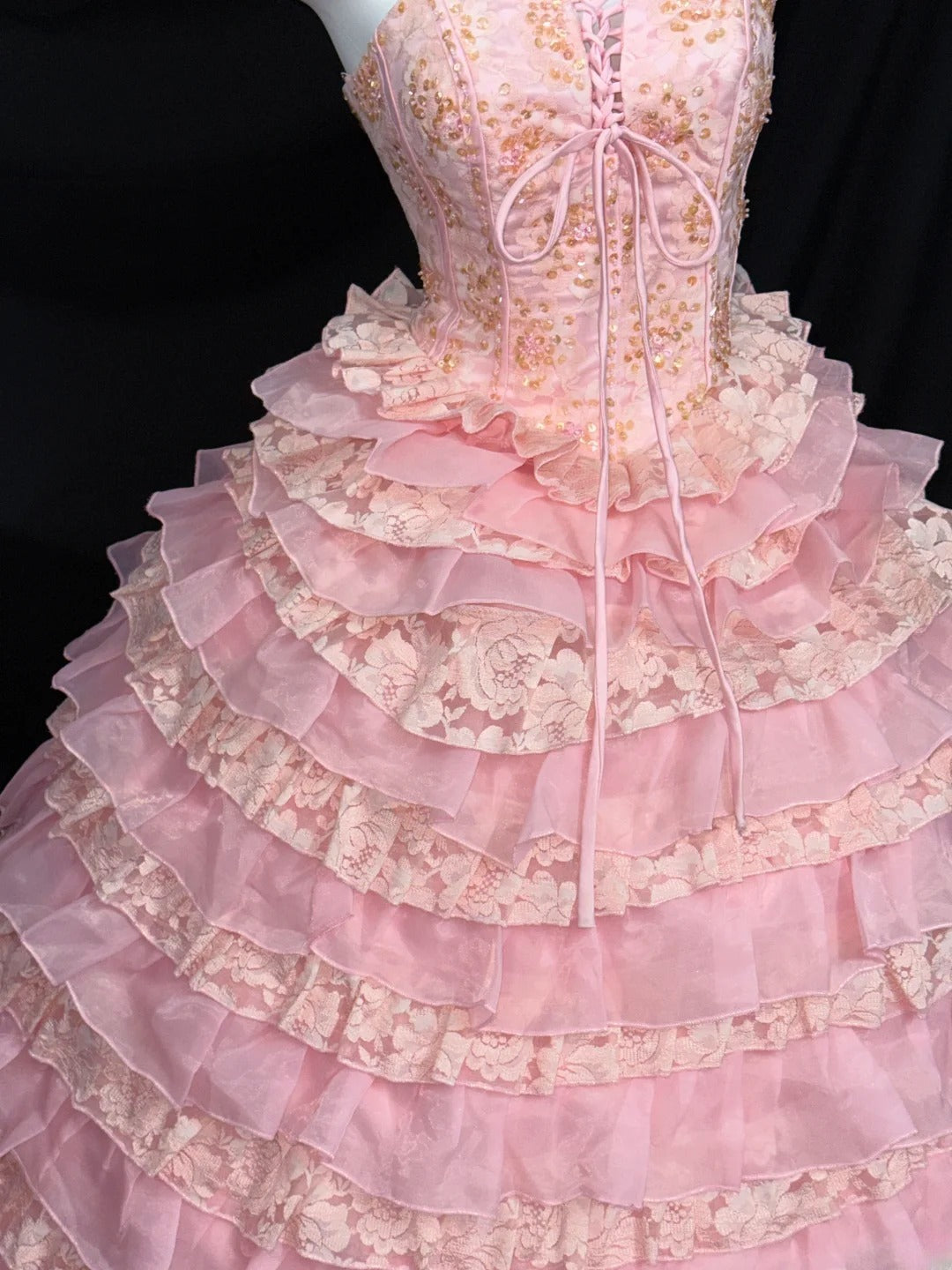 Princess Ball Gown Strapless Sleeveless Pink Tiered With Ruffles Flower Long Quinceanera Dress vestido de 15 de cenicienta RB3469
