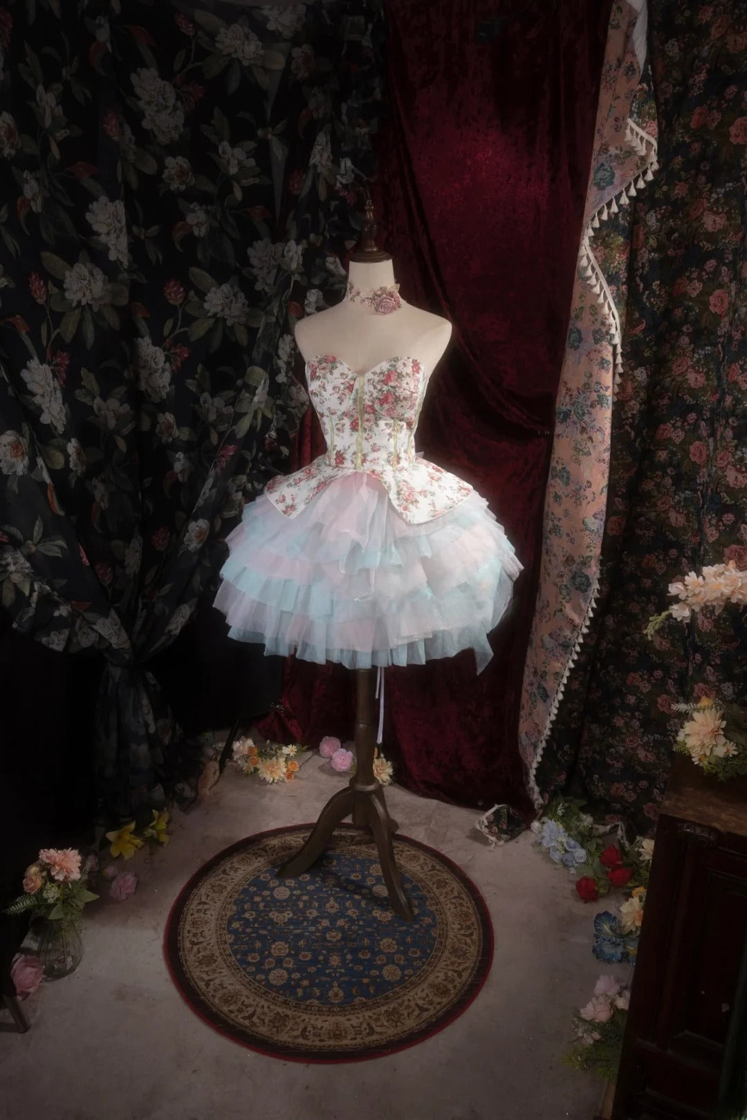 Unique Homecoming Dresses Outfit inspo Halter Ball Gown Sweetheart Floral 16th Birthday Cocktail Dress Ideas Outfits RB8094