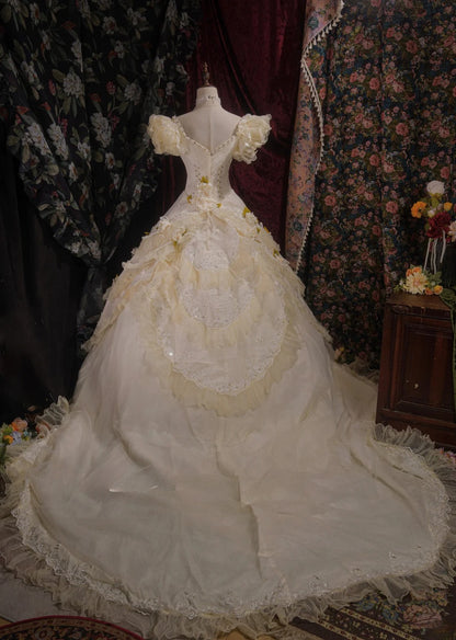 Vintage Ball Gown Sweetheart Light Yellow Tulle With Flowers Tulle Long Autumn Brides Gown Bridal Dress Wedding Dresses RB8095