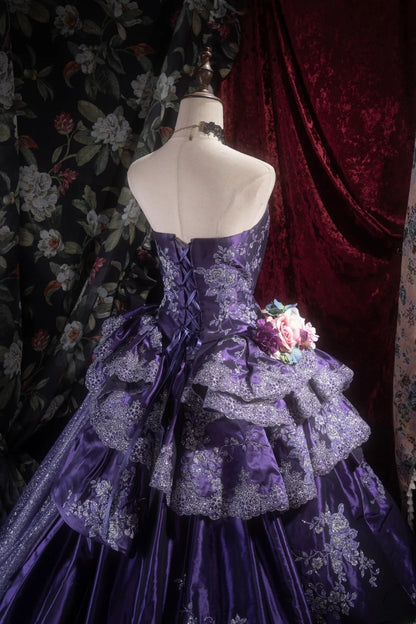Elegant Ball Gown Strapless Purple Satin With Ruffled Tiered Long Quince Dress Quinceanera Dresses Formal Birthday Outfits RB8096