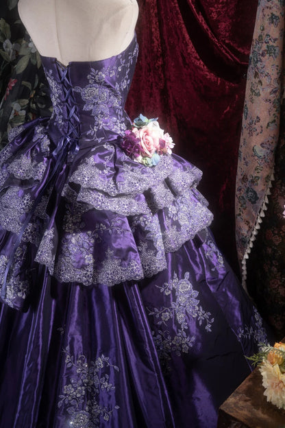 Elegant Ball Gown Strapless Purple Satin With Ruffled Tiered Long Quince Dress Quinceanera Dresses Formal Birthday Outfits RB8096