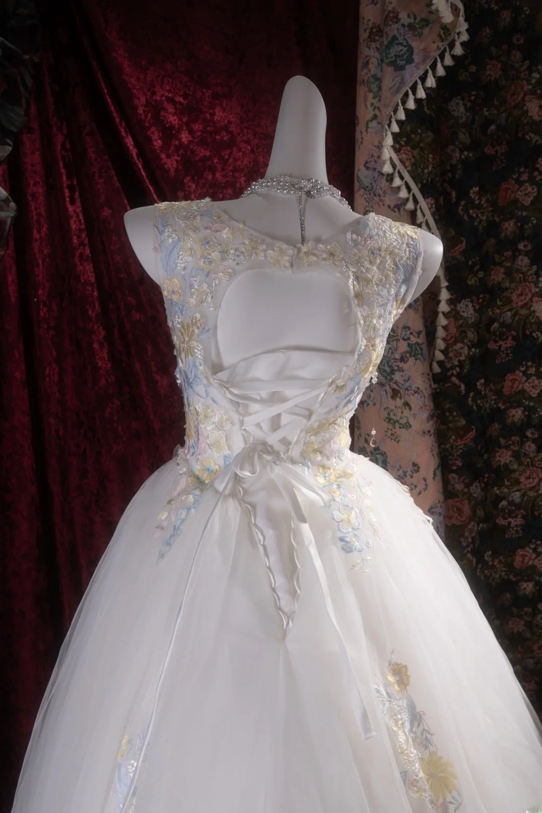 Pretty Ball Gown Scoop White Tulle With Appliqued Long Quince Dress Quinceanera Dresses Formal Birthday Outfits RB8097