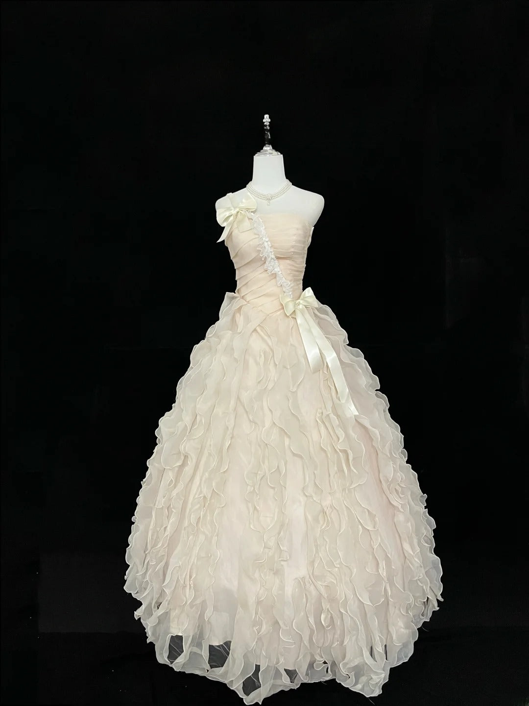 Beautiful Ball Gown One Shoulder Champagne Chiffon Long Quince Dress Voluminous Sweet 16 Sweet Sixteen Outfits Vestido de 15 RB7450