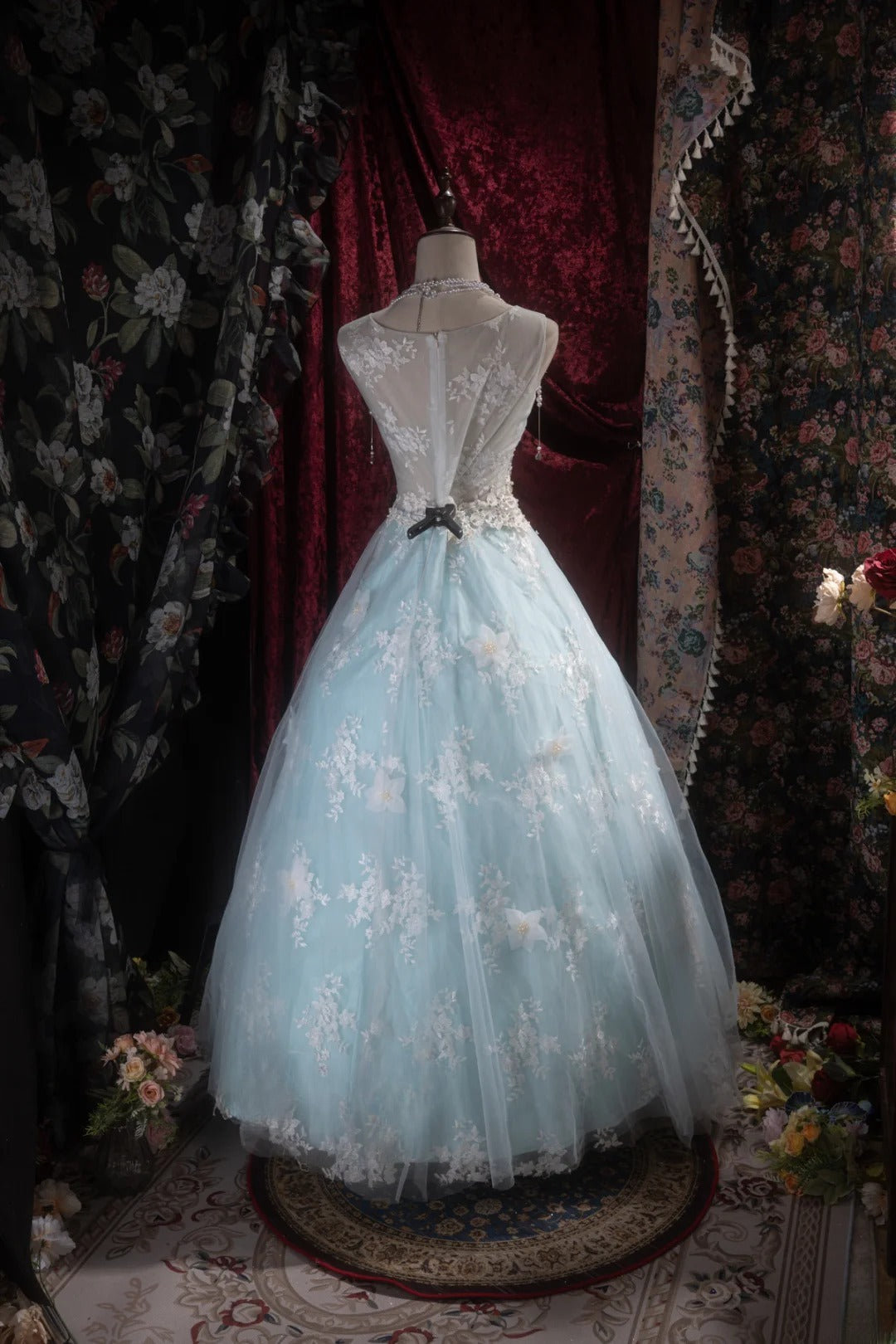 Pretty Ball Gown Scoop Light Sky Blue Tulle With Appliqued Long Quince Dress Quinceanera Dresses Formal Birthday Outfits RB8098