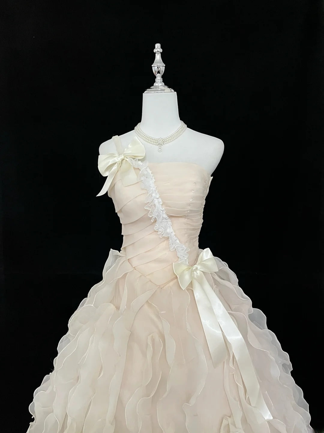 Beautiful Ball Gown One Shoulder Champagne Chiffon Long Quince Dress Voluminous Sweet 16 Sweet Sixteen Outfits Vestido de 15 RB7450