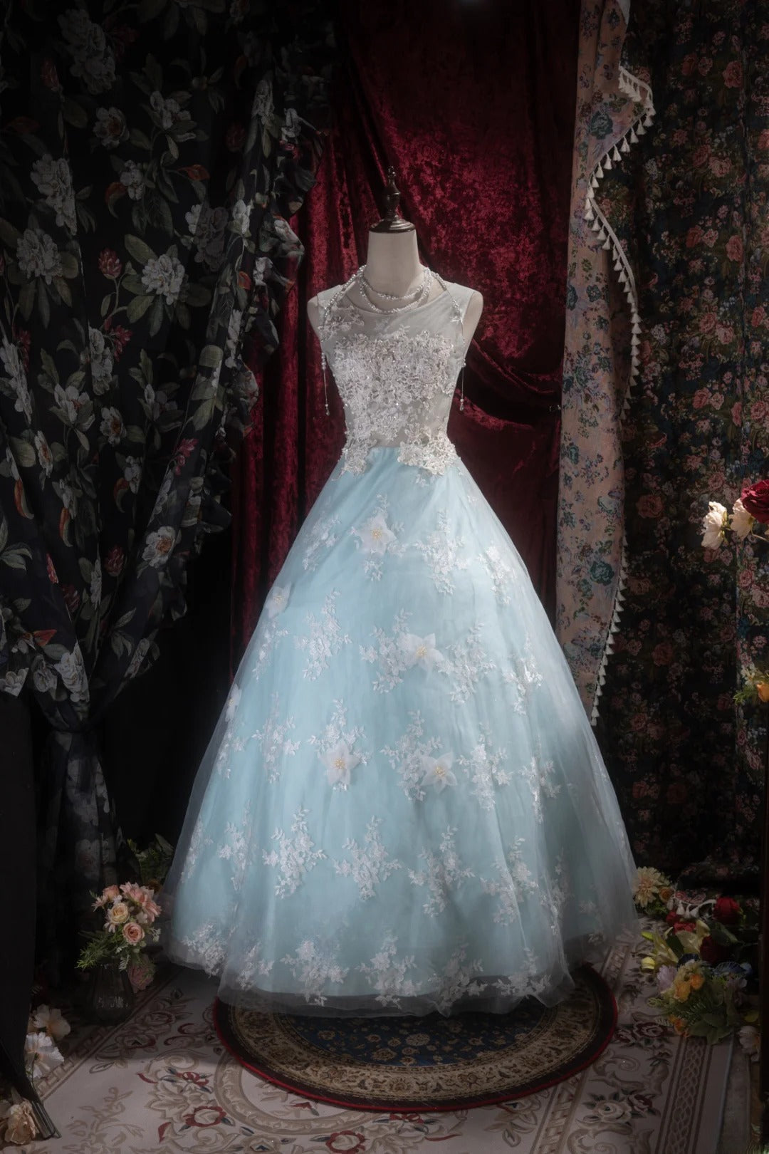 Pretty Ball Gown Scoop Light Sky Blue Tulle With Appliqued Long Quince Dress Quinceanera Dresses Formal Birthday Outfits RB8098