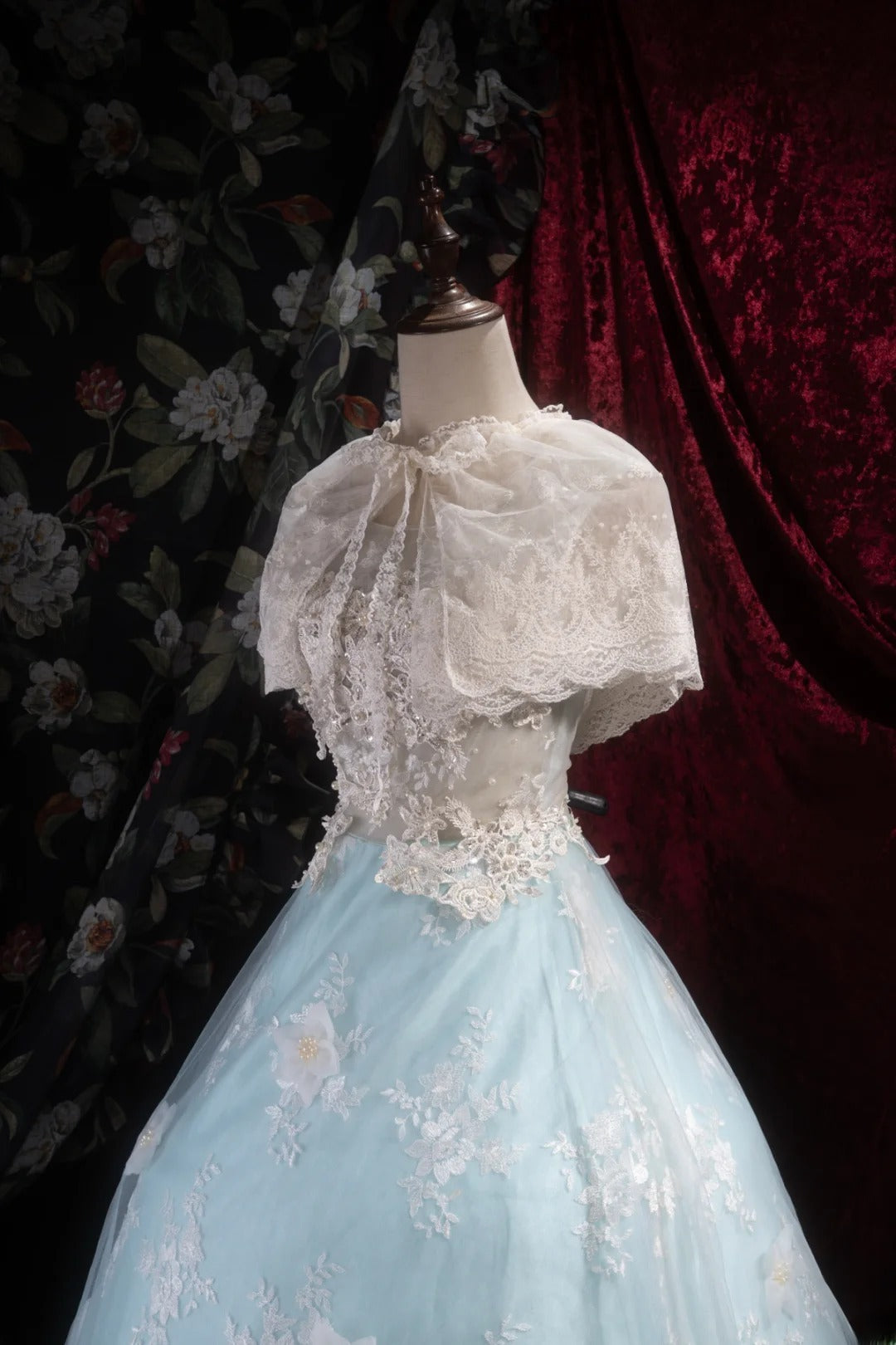 Pretty Ball Gown Scoop Light Sky Blue Tulle With Appliqued Long Quince Dress Quinceanera Dresses Formal Birthday Outfits RB8098