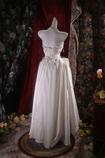 Vintage Ball Gown Strapless White Satin With Pearls Long Autumn Brides Gown Bridal Dress Wedding Dresses RB8100