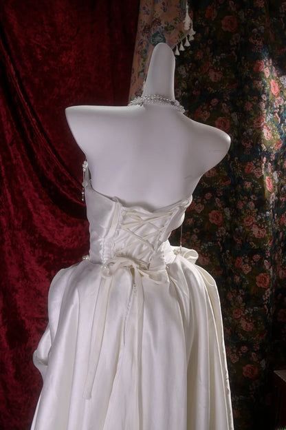 Vintage Ball Gown Strapless White Satin With Pearls Long Autumn Brides Gown Bridal Dress Wedding Dresses RB8100
