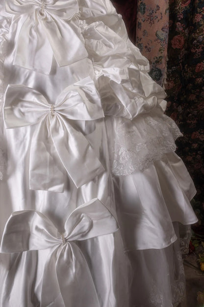 Pretty Ball Gown Sweetheart White Satin With Appliqued Long Quince Dress Quinceanera Dresses Formal Birthday Outfits RB8101