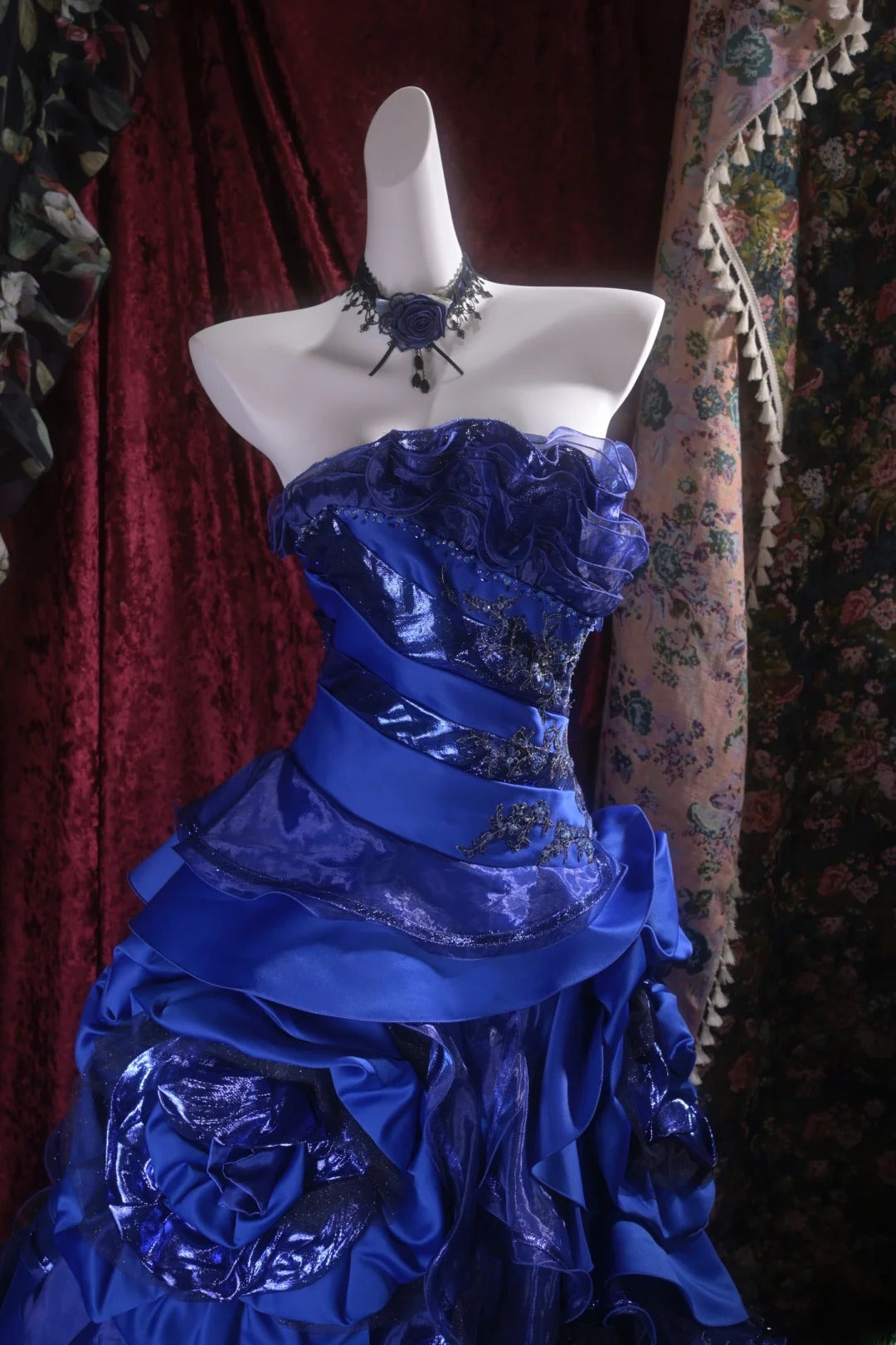 Pretty Ball Gown Strapless Royal Blue With Tiered Layers Long Quince Dress Quinceanera Dresses Formal Birthday Outfits RB8103