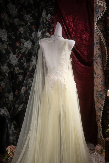 Elegant A Line Scoop Neck Yellow Tulle With Appliqued Cape Long Prom Dresses Formal Outfit Evening Night Dress RB8101
