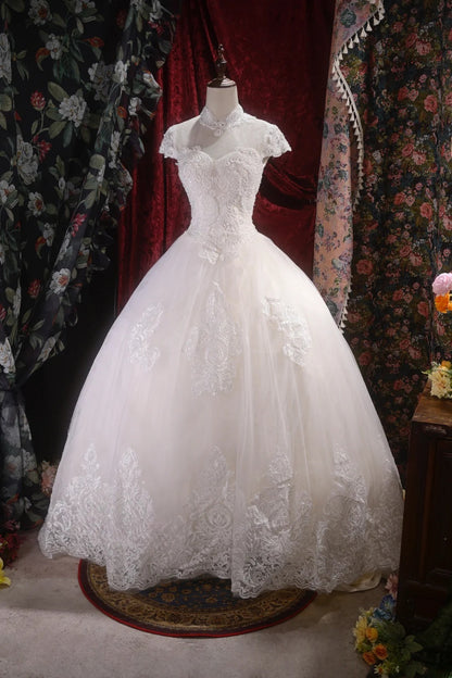 Vintage Ball Gown High Neck White Tulle With Appliqued Long Autumn Brides Gown Bridal Dress Wedding Dresses RB8106