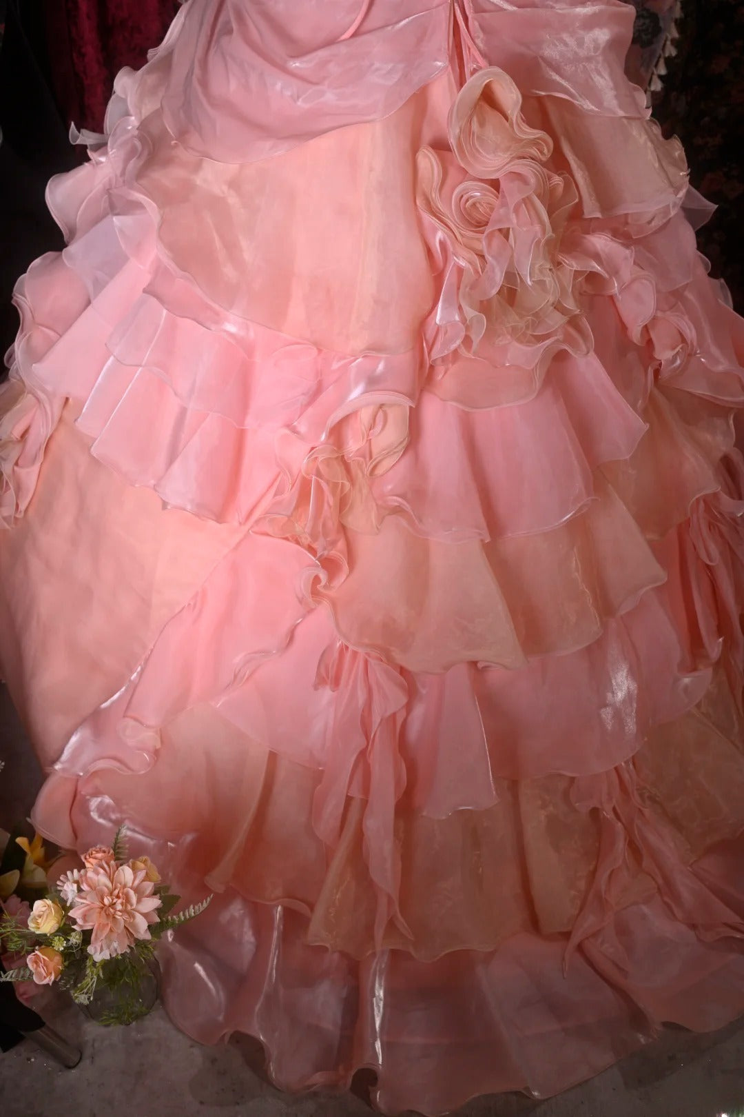 Pretty Ball Gown Strapless Pink Organza With Tiered Layers Long Quince Dress Quinceanera Dresses Formal Birthday Outfits RB8108