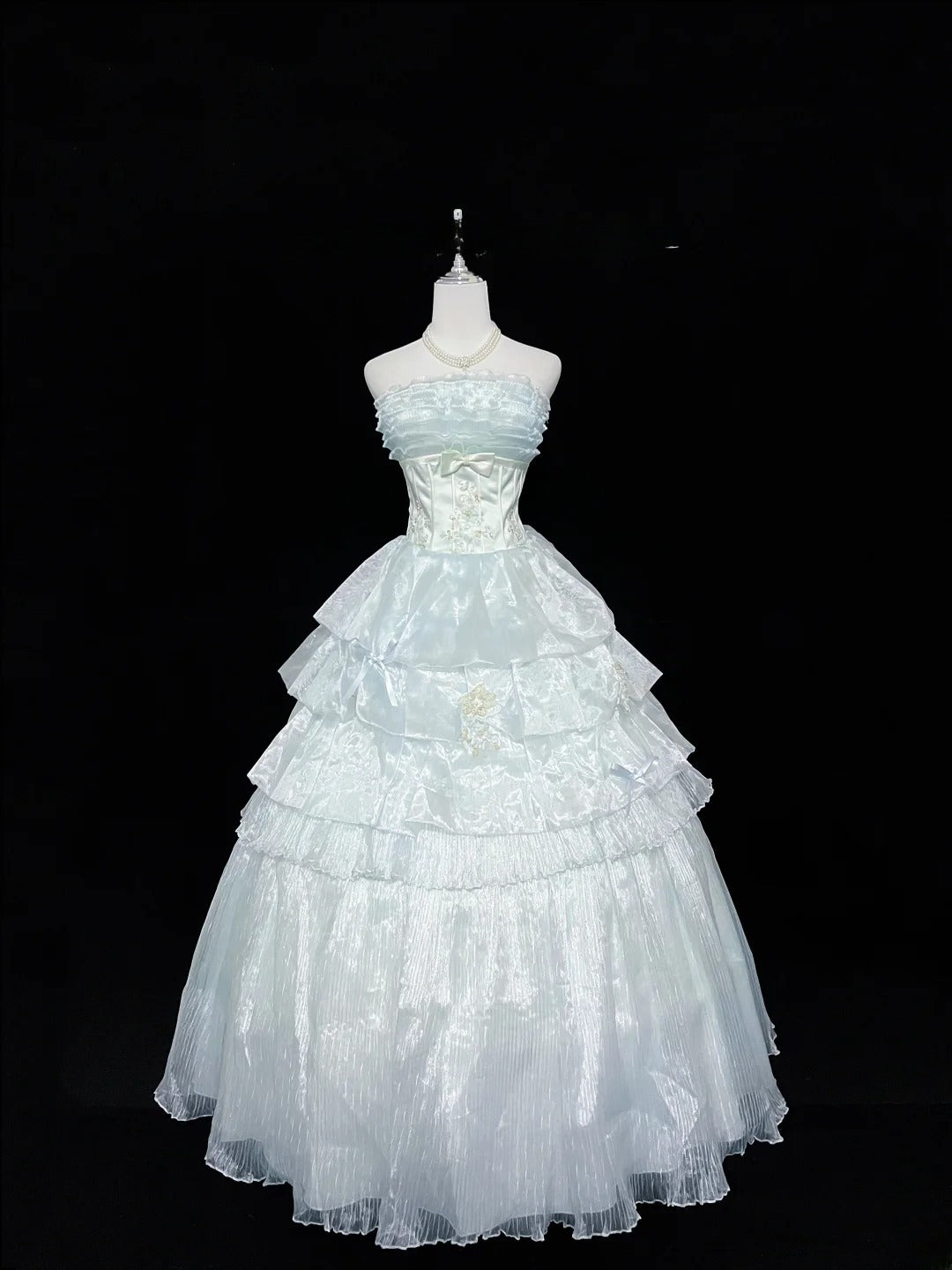 Cute Ball Gown Strapless Blue Organza With Appliqued Quince Dress Voluminous Sweet 16 Sweet Sixteen Outfits Vestido de 15 RB7463