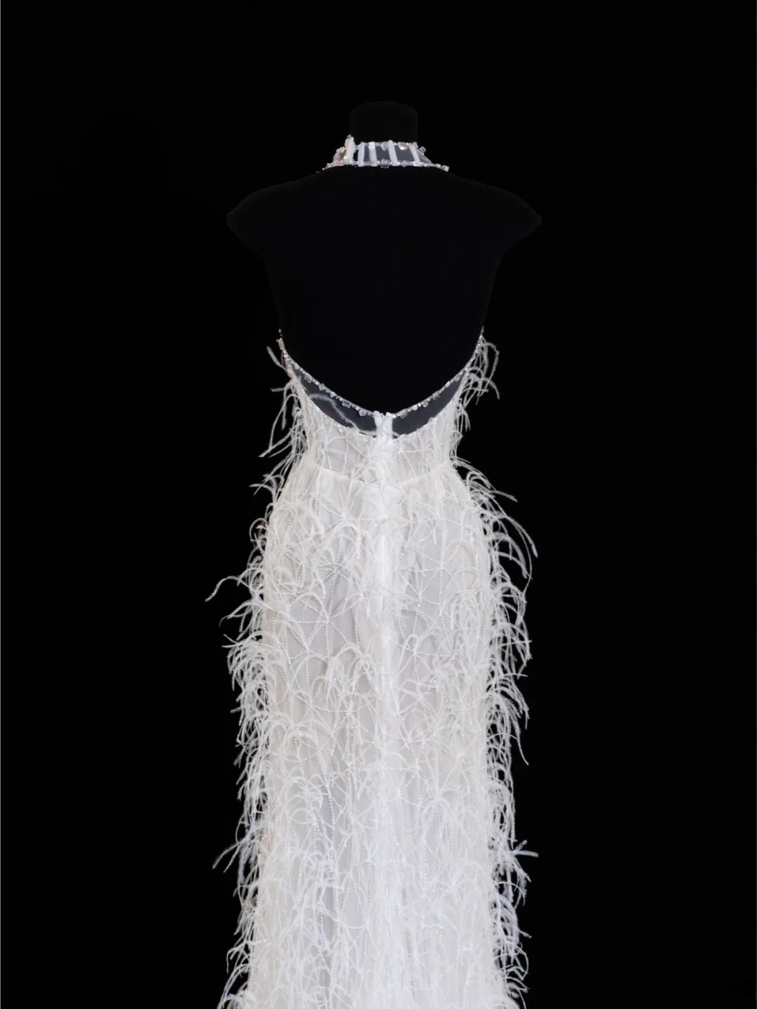 Timeless Wedding Gowns Dresses Romantic Mermaid V Neck for Bride With Feather White Petite/Plus Size Bridal Gown For Women SA097