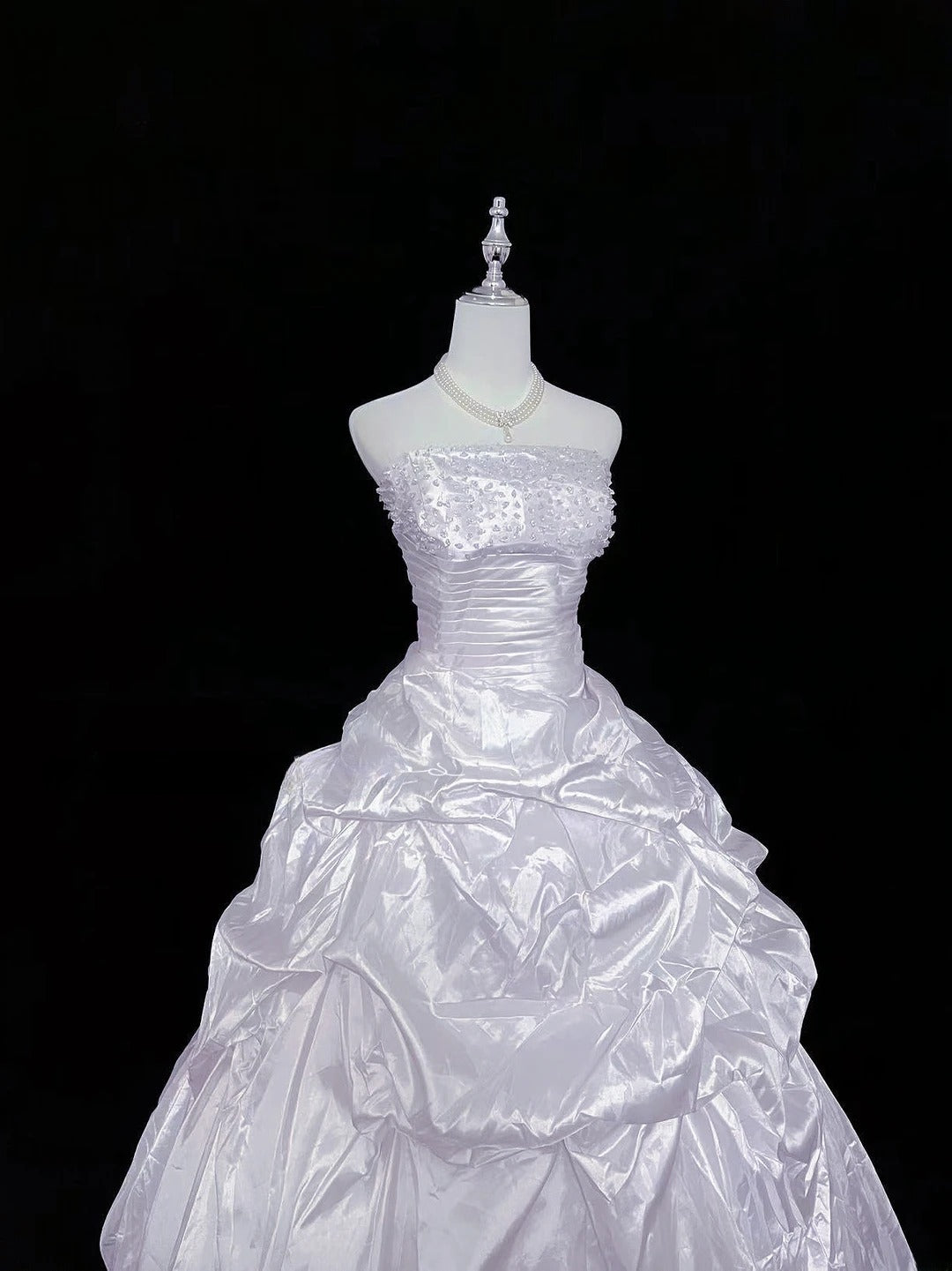 Cute Ball Gown Strapless Lilac Taffeta With Beading Quince Dress Voluminous Sweet 16 Sweet Sixteen Outfits Vestido de 15 RB7468
