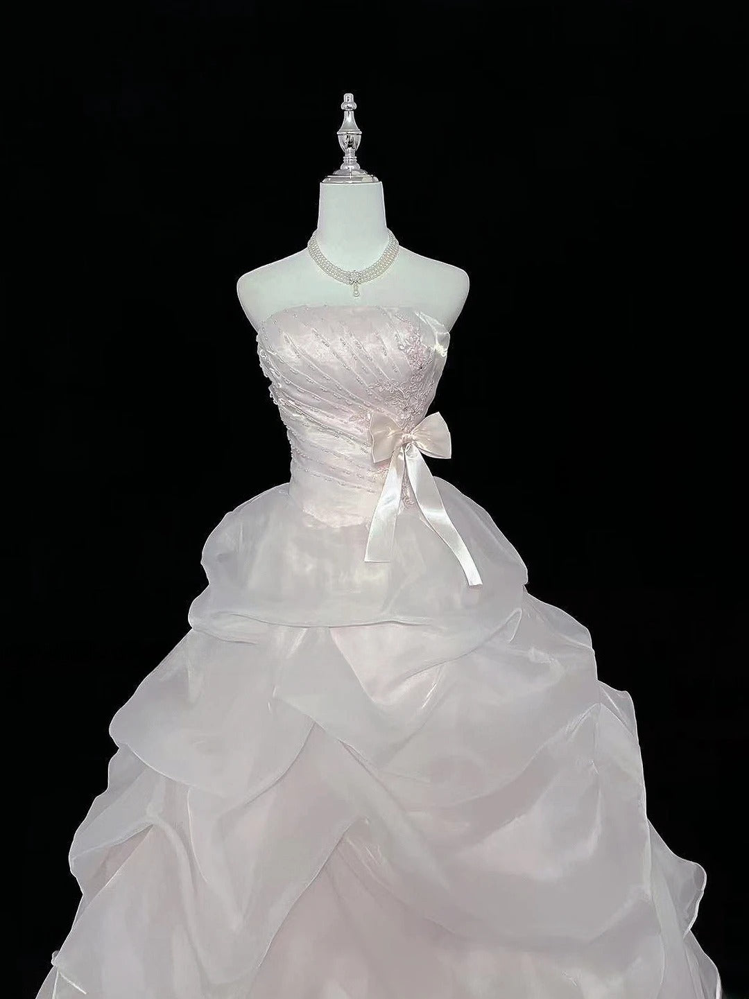 Cute Ball Gown Strapless Light Pink Organza With Beading Quince Dress Voluminous Sweet 16 Sweet Sixteen Outfits Vestido de 15 RB7469