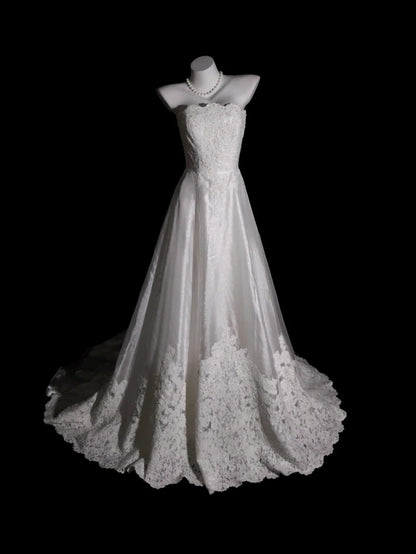 Princess Wedding Dress Ball Gown Strapless Lace White With Ruffled Bridal Gown for Big Day RB9900
