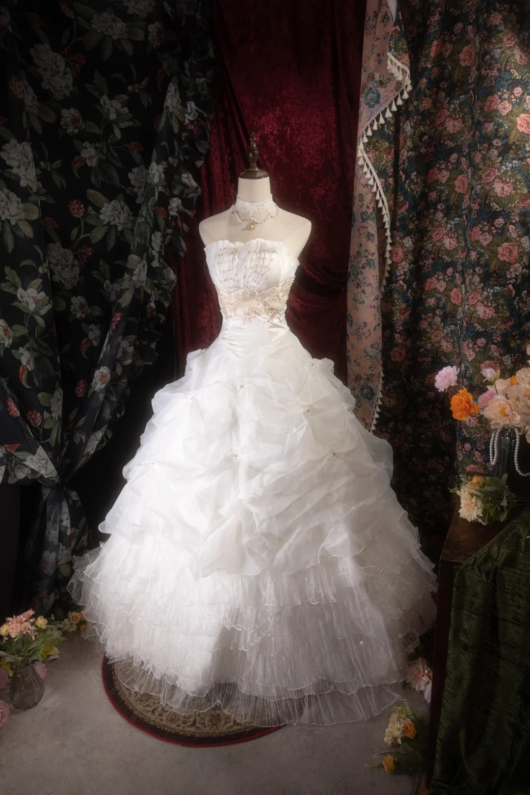 Cute Ball Gown Strapless White Tulle With Beading Long Quince Dress Quinceanera Dresses Formal Birthday Outfits RB8121
