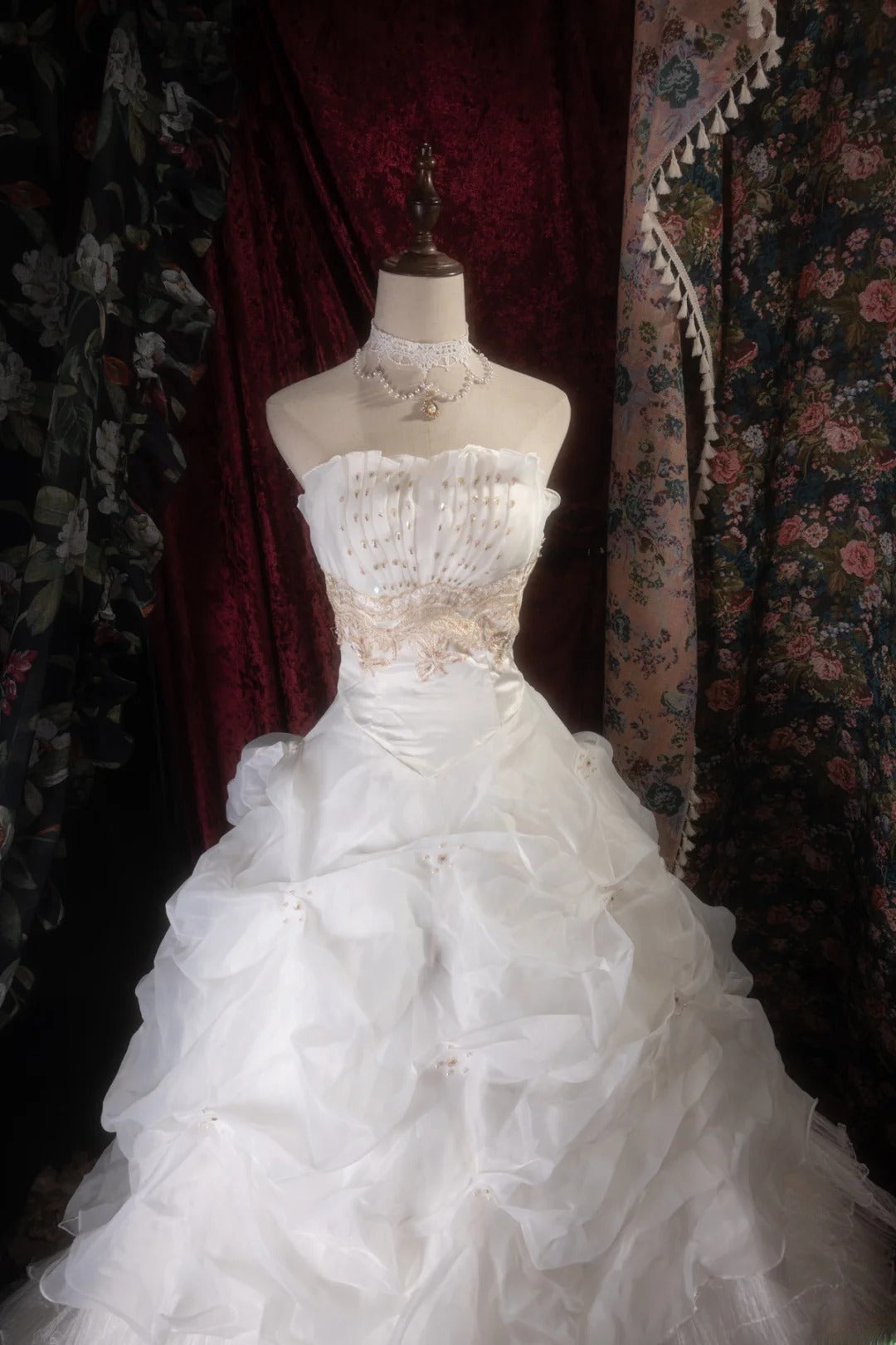 Cute Ball Gown Strapless White Tulle With Beading Long Quince Dress Quinceanera Dresses Formal Birthday Outfits RB8121