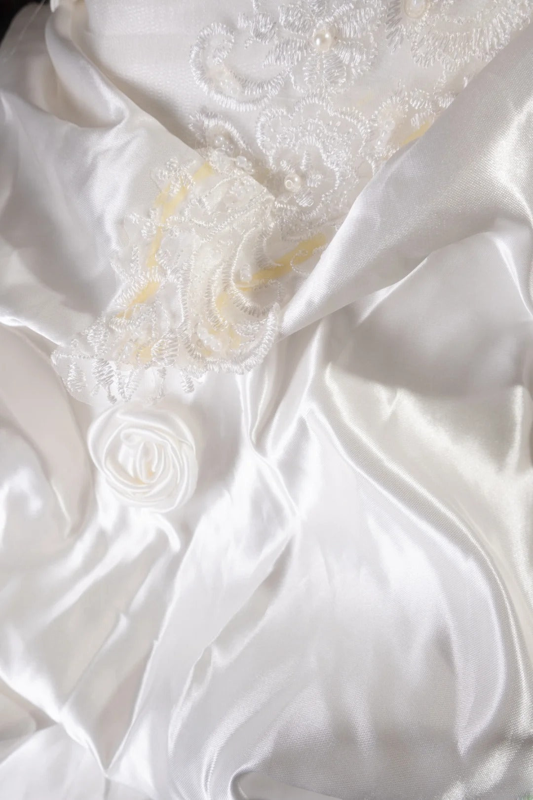 Cute Ball Gown Strapless White Satin With Ruffled Flowers Long Quince Dress Quinceanera Dresses Formal Birthday Outfits RB8123