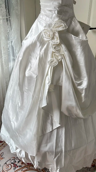 Princess Wedding Dress Ball Gown Strapless Satin White With Flowers Floor Length Bridal Gown RC0476