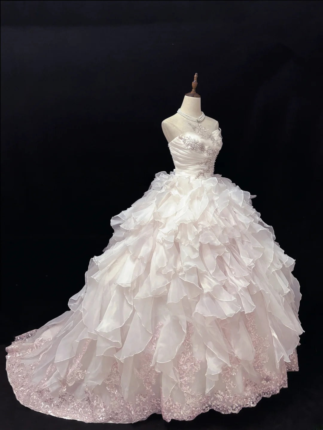 Princess Ball Gown Sweetheart Pink With Appliqued Tiered Layers Quince Dress Voluminous Sweet 16 Sweet Sixteen Outfits Vestido de 15 RB7480