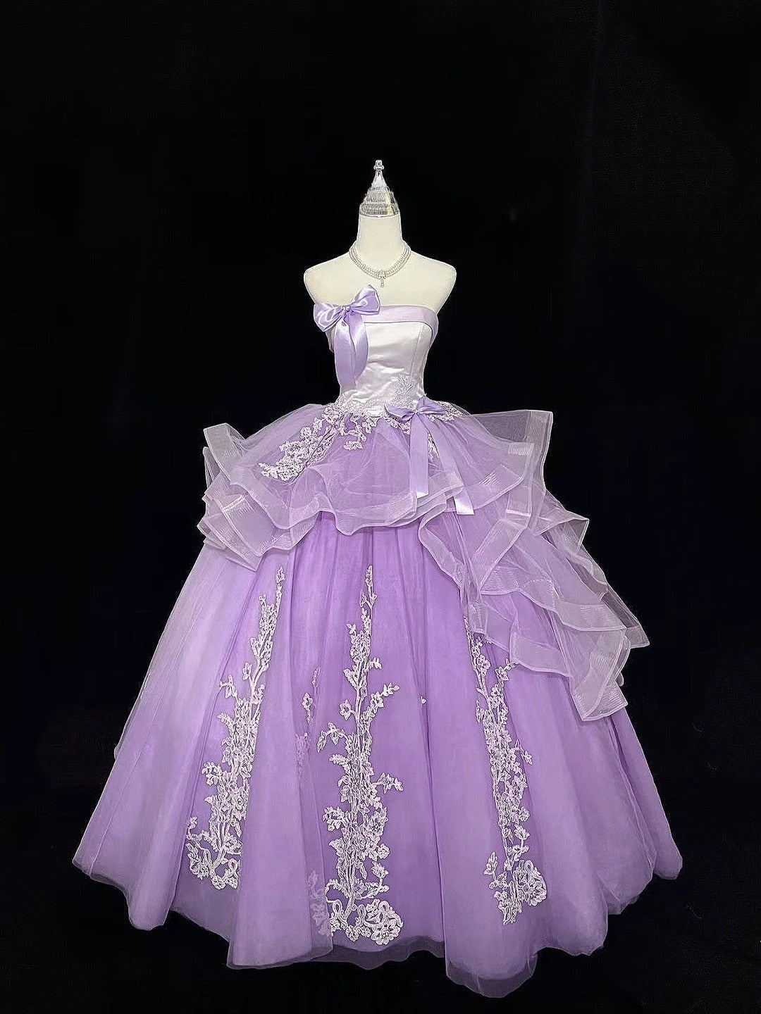Princess Ball Gown Strapless Lilac With Tiered Layers Lace Quince Dress Voluminous Sweet 16 Sweet Sixteen Outfits Vestido de 15 RB7482