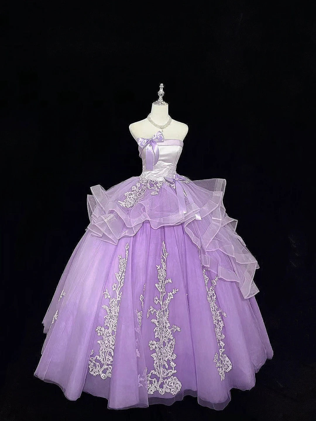 Princess Ball Gown Strapless Lilac With Tiered Layers Lace Quince Dress Voluminous Sweet 16 Sweet Sixteen Outfits Vestido de 15 RB7482
