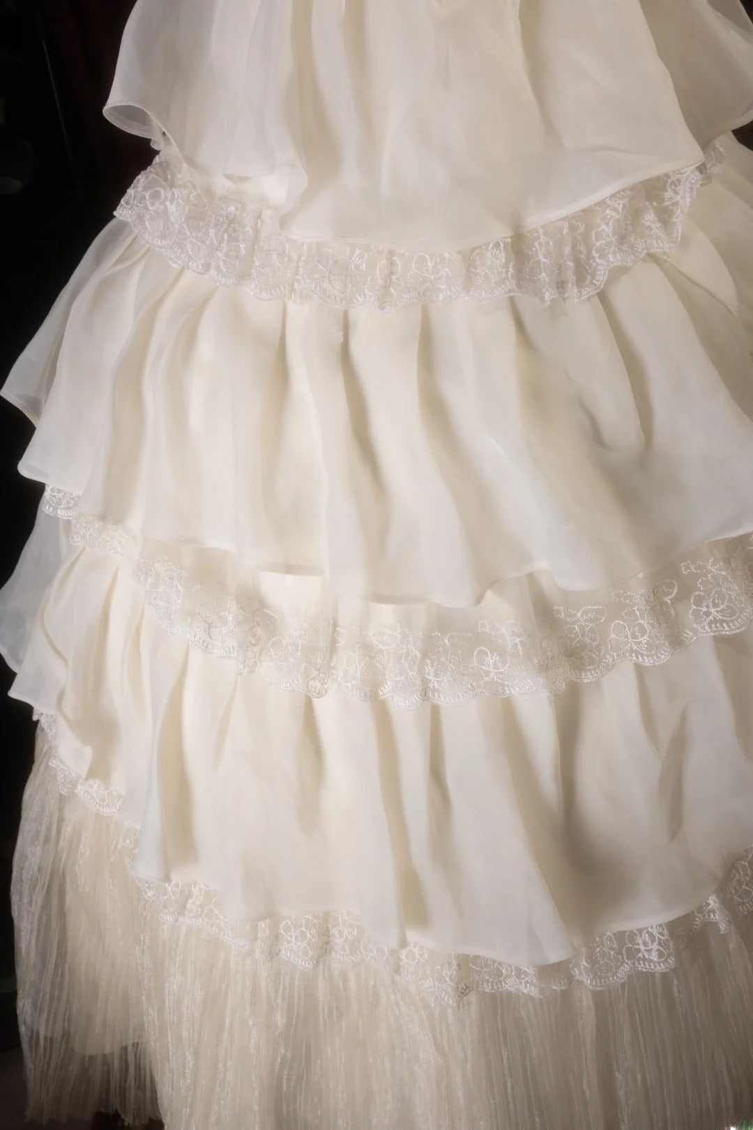 Cute Ball Gown Halter Cream Ivory Chiffon With Tiered Flowers Long Quince Dress Quinceanera Dresses Formal Birthday Outfits RB8129
