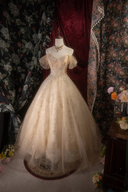 Cute Ball Gown Spaghetti Straps Gold Tulle With Appliqued Long Quince Dress Quinceanera Dresses Formal Birthday Outfits RB8132