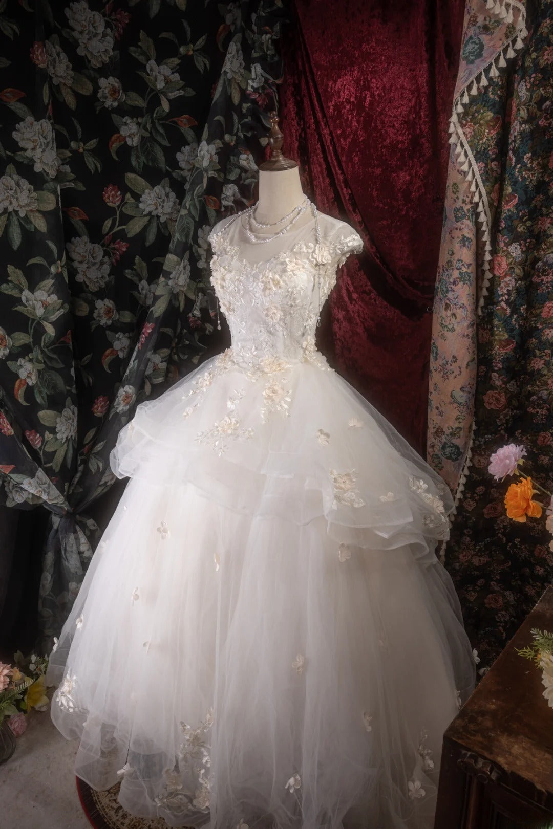 Dreamy Princess Ball Gown Formal Events Scoop With Appliqued Quince Dress Quinceanera Dresses Birthday Outfits RB8269