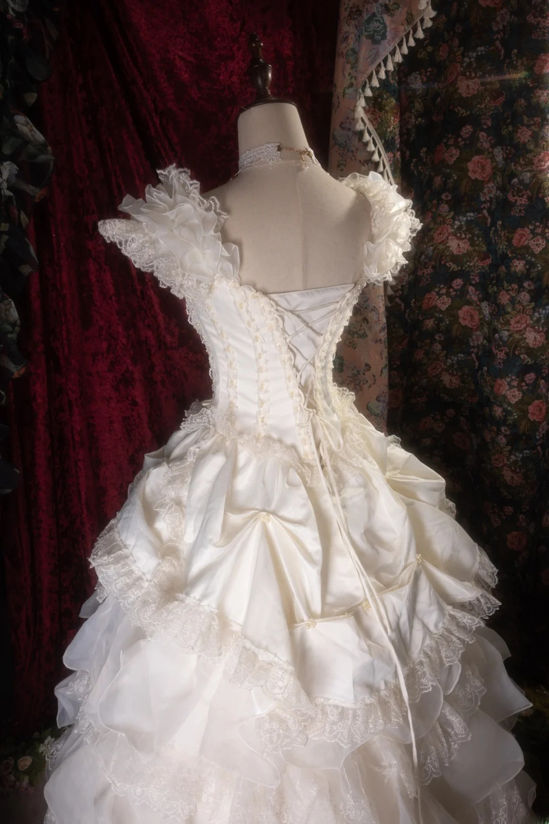 Ball Gown Elegant Luxury Dress & Chic Fashion Square Neck White Lace Quince Dress Quinceanera Dresses Birthday Outfits RB8270
