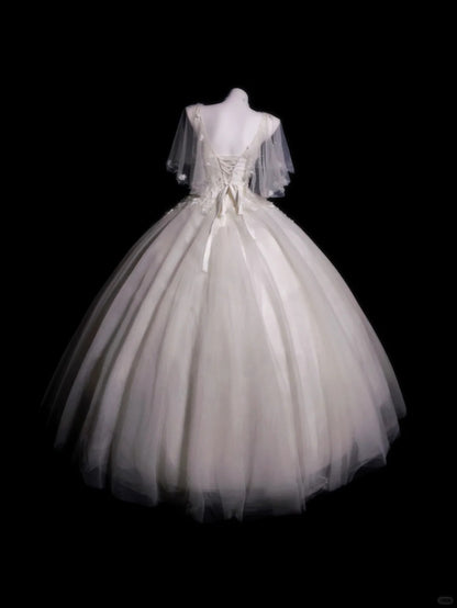 Vintage Wedding Dress Ball Gown V Neck Tulle Appliques White With Sleeves Bridal Gown for Big Day RB9919