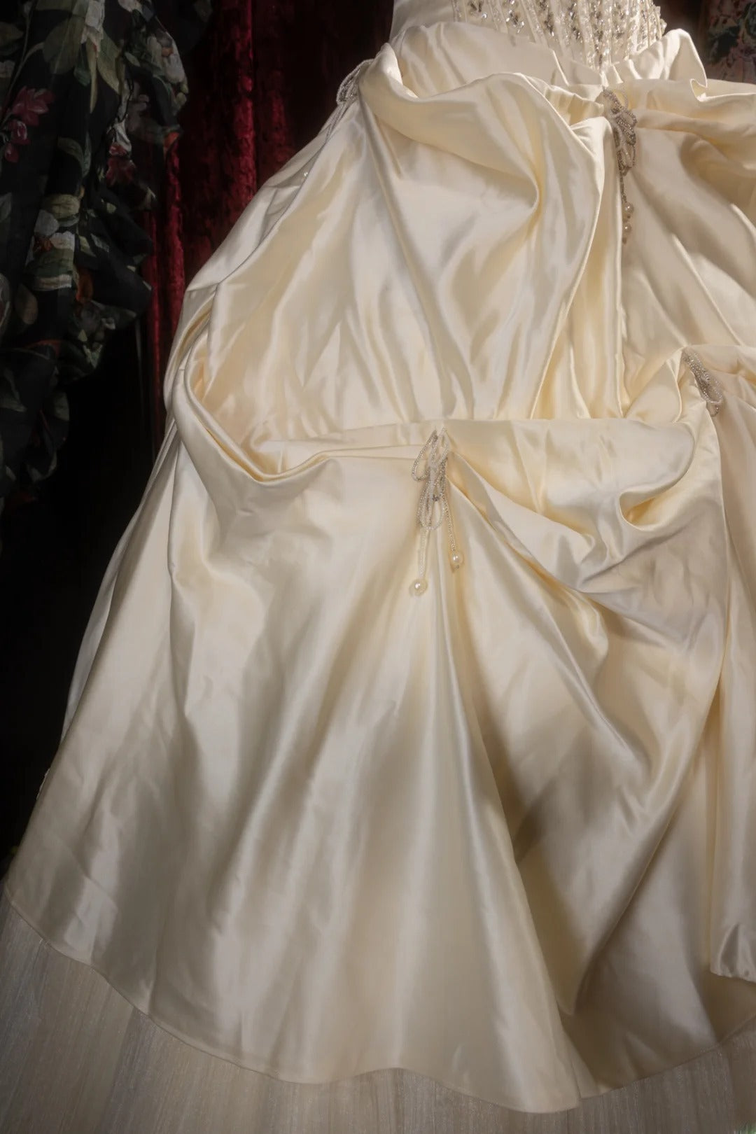 Dreamy Princess Ball Gown Formal Events Strapless Cream Satin Quince Dress Quinceanera Dresses Birthday Outfits RB8273