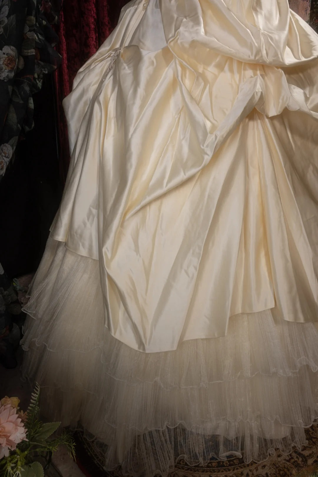 Dreamy Princess Ball Gown Formal Events Strapless Cream Satin Quince Dress Quinceanera Dresses Birthday Outfits RB8273
