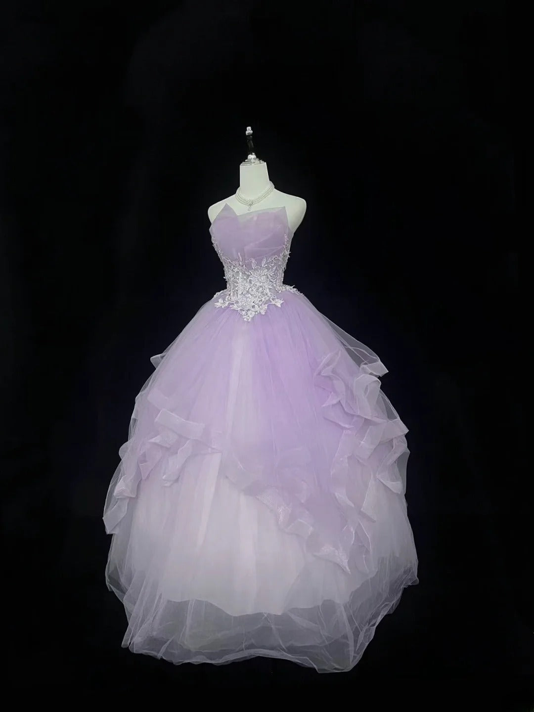 Princess Ball Gown Strapless Lilac With Tiered Layers Lace Quince Dress Voluminous Sweet 16 Sweet Sixteen Outfits Vestido de 15 RB7503