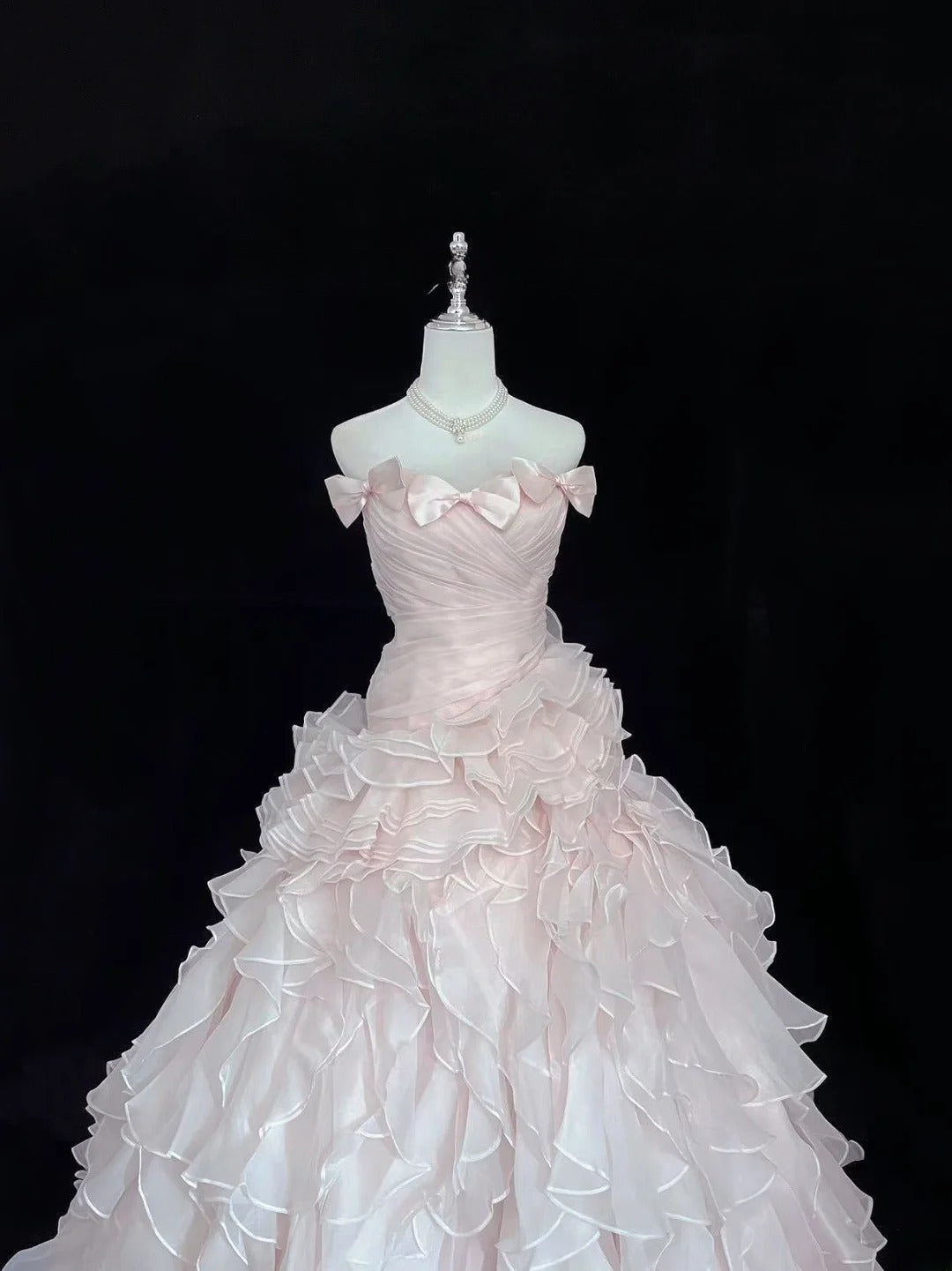 Princess Ball Gown Strapless Pink With Tiered Layers Chiffon Quince Dress Voluminous Sweet 16 Sweet Sixteen Outfits Vestido de 15 RB7504