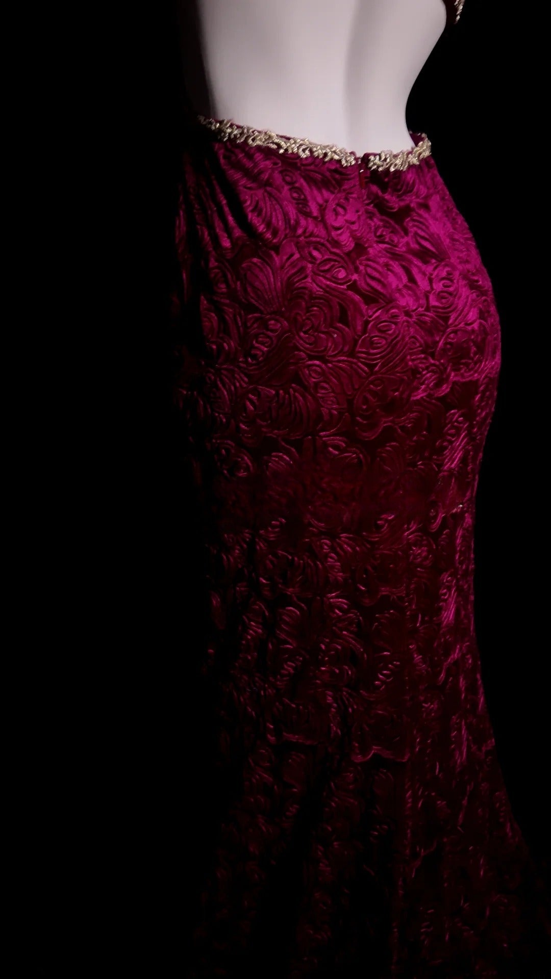 Velvet Prom Dress Mermaid V Neck Backless Appliques Lace Floor Length Formal Party Gown RB9930